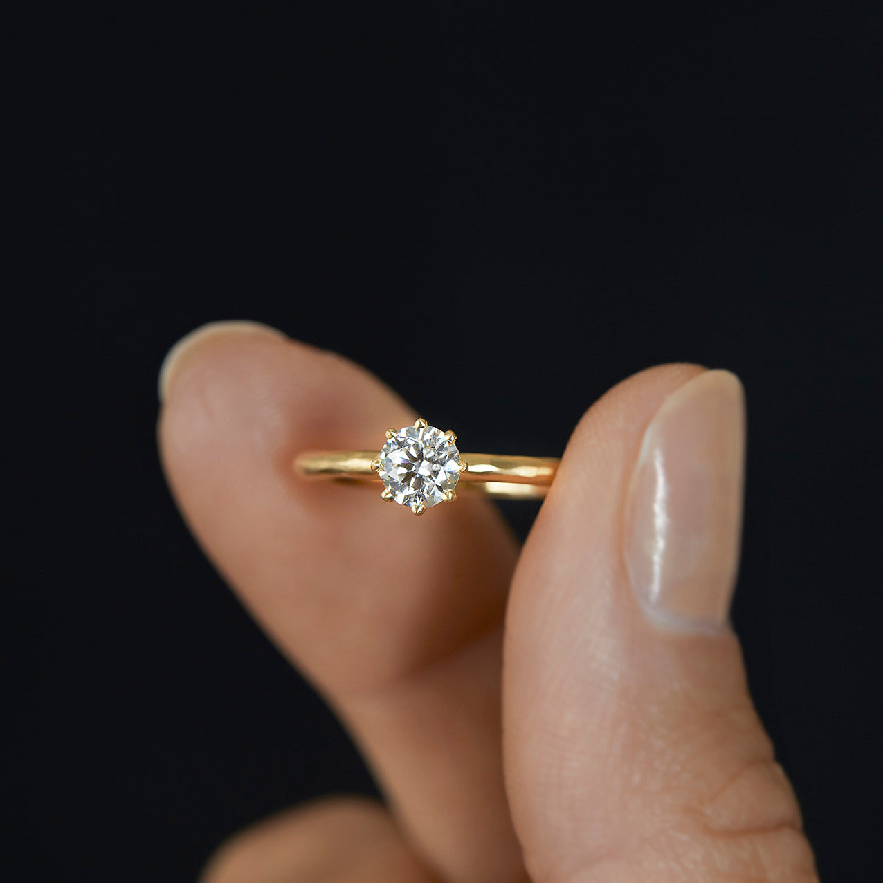 5mm White Diamond Blooming Ring