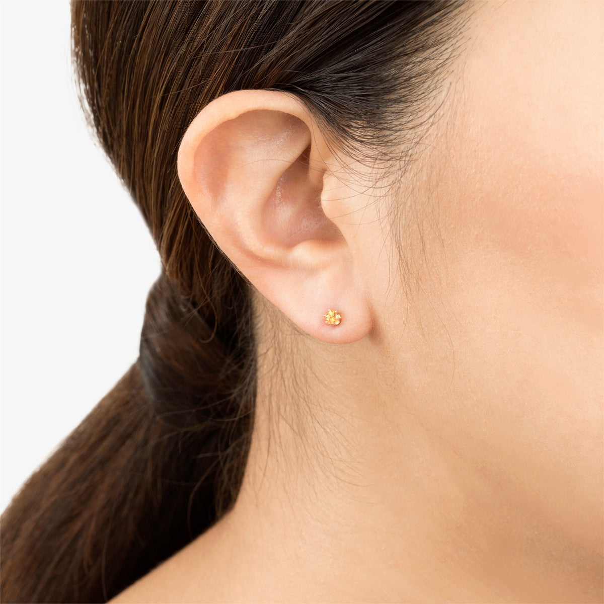 14K Yellow Gold on Model