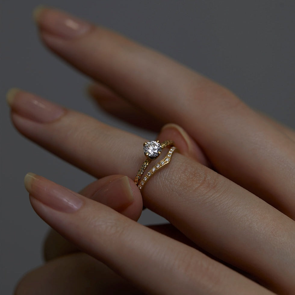 White Diamond Cresting Band