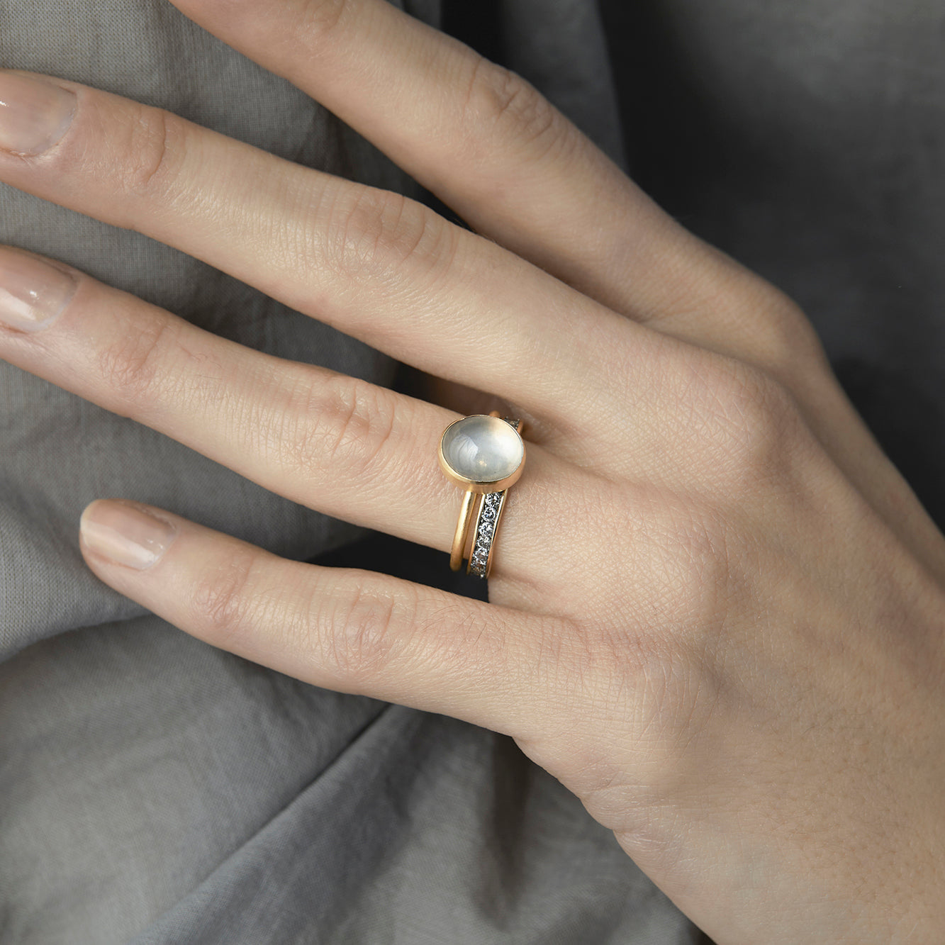 Grey Diamond Absolute Band