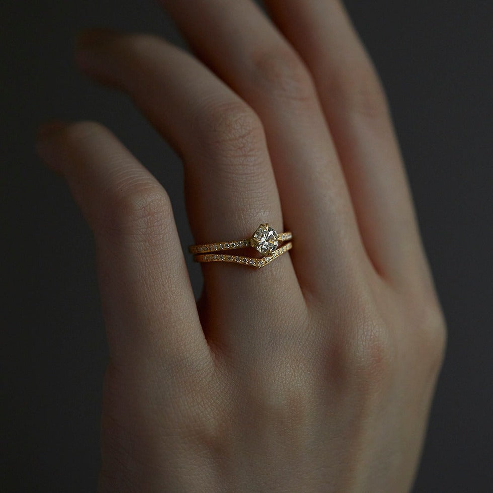 White Diamond Cresting Band