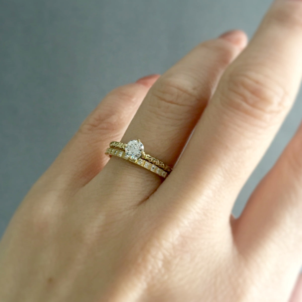 R9905+R8801 (18K Yellow Gold) on Model