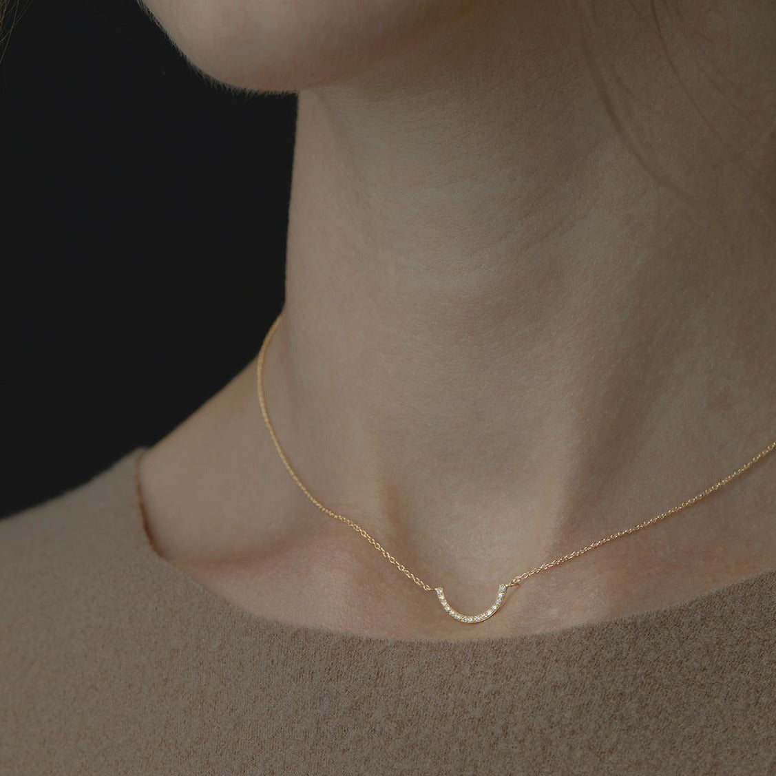 Diamond U-shape Necklace
