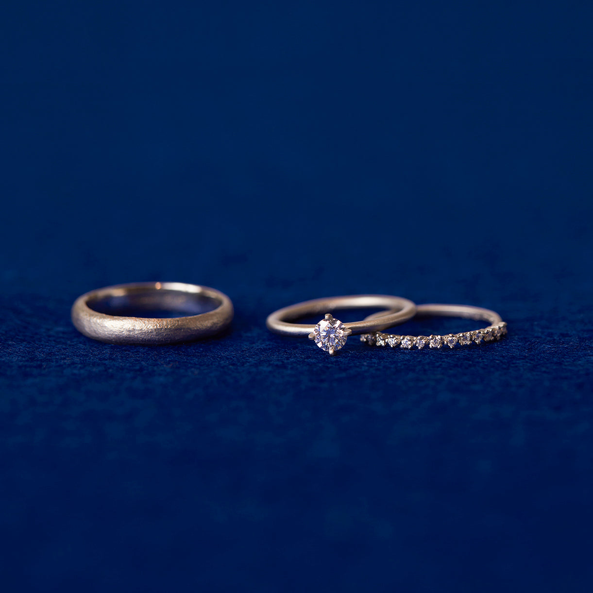 4.5mm White Diamond Noble Ring